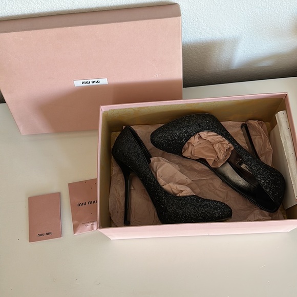 Miu Miu - size 7 1/2 black sequence pumps - Picture 10 of 11